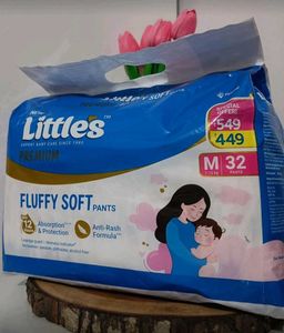 2 Packs Of 32 Little&#39;s Premium Diapers - M