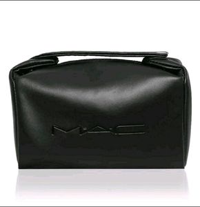 MAC Travelling Pouch