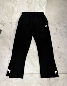 Under Armour Black Bootcut Sweatpants L(32)