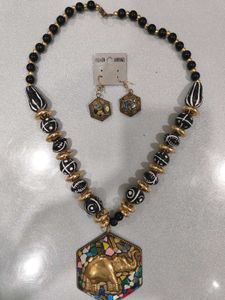 Ethnic Necklace & Earring Set