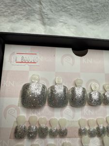 Silver Press On Nails 4 Ur Beautiful Toes- Legs