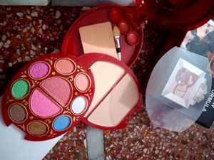 Untouched Compact Three In One