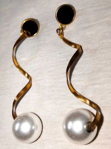 Pearl Drop Spiral Earrings