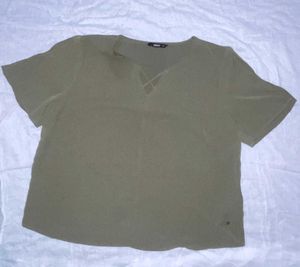 Stylish Comfy Top