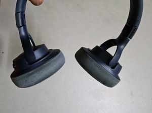 JBL Tune 700BT