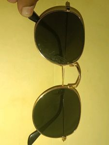 Black Colour Sunglasses For Women's