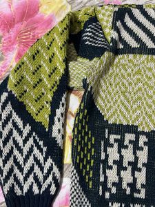 Geometric Pattern Knit Sweater