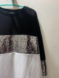 Black N White Shimmery Sweatshirt