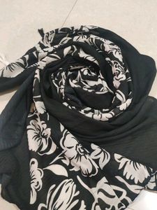 Black &amp; White Hijab