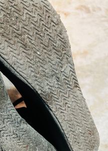 Black Elastic Strap Sandals