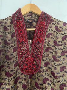 Mens Kurta With Embroidery On Neck