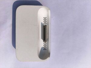 Apple iPod/iphone old 30pin Dock - White
