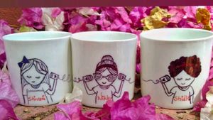 Personalized Doodle Ceramic Mugs (Set of 3)