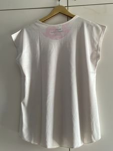 White T-shirt