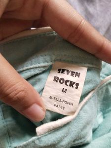 Men&#39;s Light Green Shirt