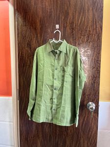 42/L Men Cotton Green Shirt