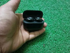 Noise Shots Ergo Truly Wireless Earbuds