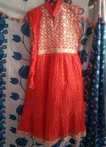 Girl Sut Very nice