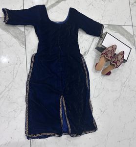 Velvet Blue Kurta With Red Belly