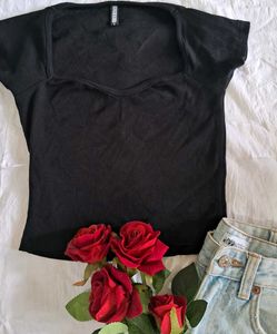 Black Sweetheart Crop Top