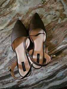 Brown Pump Heels 👠