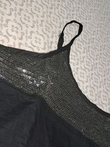 ELLIZA DONATEIN BLACK SEQUIN SPAGETTI TOP