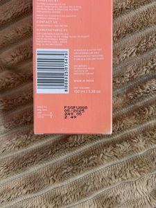 Foxtale Super Glow Face Wash