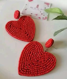 Hand made earing