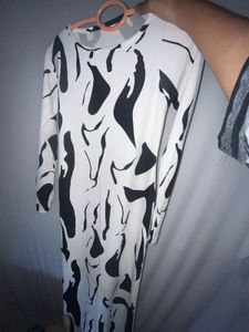 LAST PIECE! Beautiful Print Bodycon Midi Dress