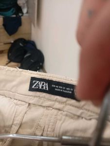 Zara Chinos