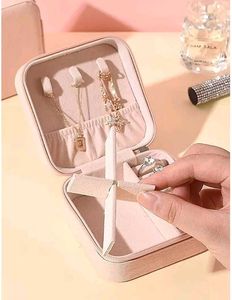 Elegant Travel Jewelry Box ✨💍🌸
