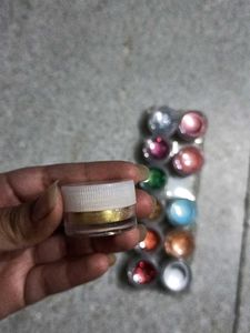 Eyeshadow Powdered