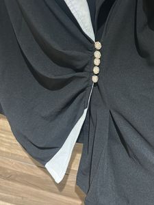 Chic Black &amp; White Top