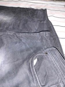 Black Jeans