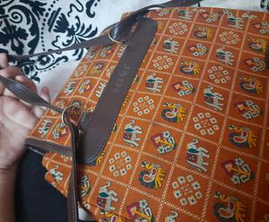 NEW BLOCK PRINT BAGPACK WITH PU LEATHER
