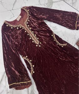 Pakistani Velvety Kurta Set Mall
