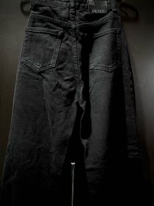 Off-Duty Ripped Wide Leg Black Jeans