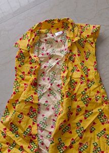 Top With Coller Neck
