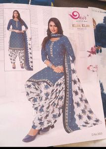 Teal Floral Embroidered Kurti