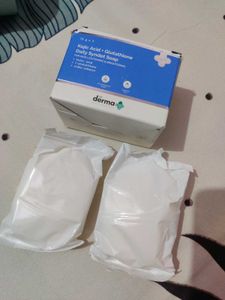 The Derma Co Kojic Acid + Glutathione Daily Soap