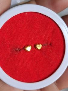 Heart Stud Earrings Gold