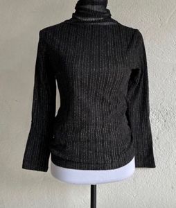 Sale✨✨Partywear Black Top✨✨