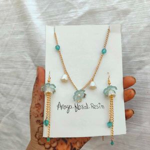 Floral Resin Jewelry Set