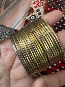 Gorgeous Gold Bangle Set