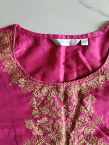 Max Women&#39;s Straight Kurta