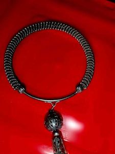 Stylish Black Bangle