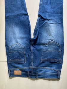Zudio Slim Fit Denim Edit Jeans