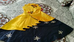 2 Beautiful Frock For Baby Girls