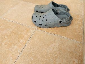 Barasache Clogs