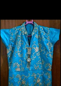 Gown Set